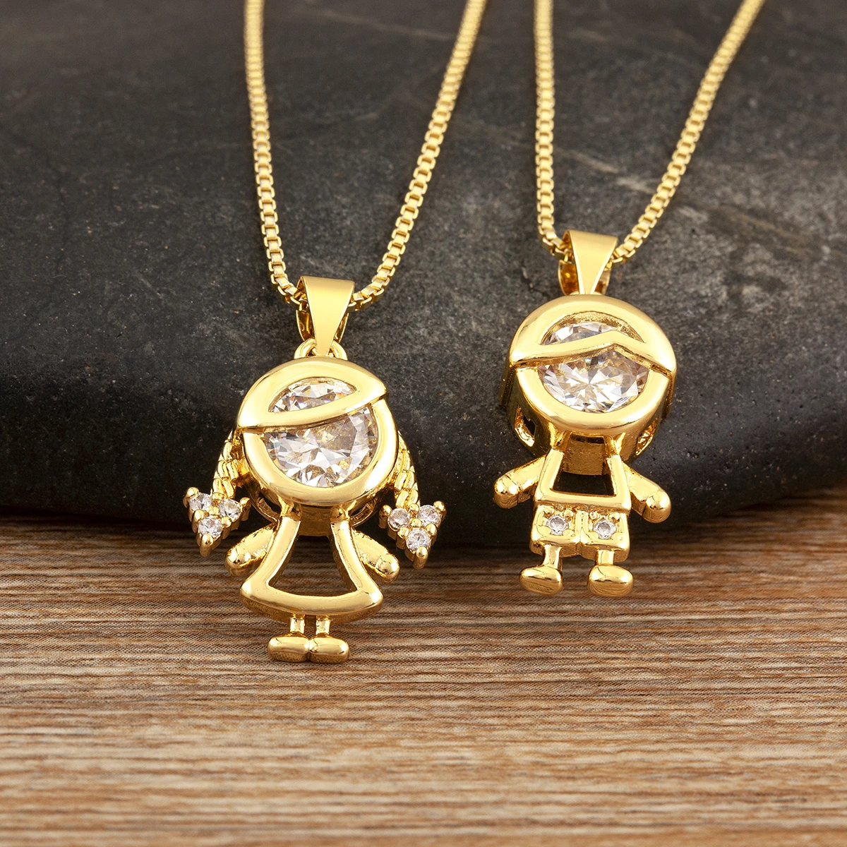 Fashionable Son Daughter Pendant Necklace Copper Chain Cubic Zirconia Family Girl Boy Copper Jewelry For Children's Day Gift