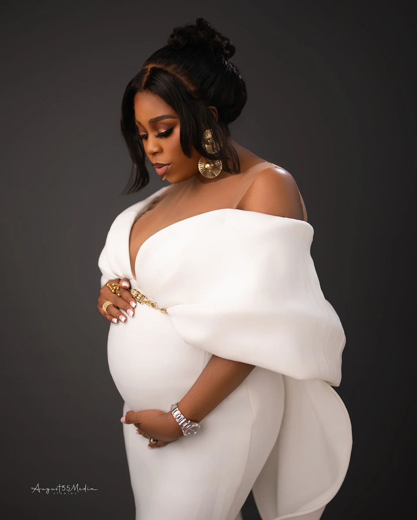 Abito premaman a sirena bianca modesta Servizio fotografico Collo trasparente Treno arricciato Abiti unici per servizio fotografico di maternità Abiti per baby shower