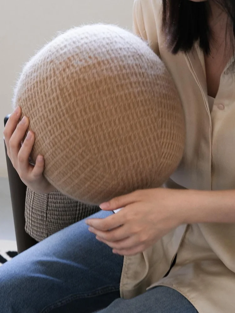 

Мягкая круглая подушка-шар из шерсти и кашемира в стиле BB, цвета фундука, легкая и уютная, для дневного сна, для гостиной, итальянского производства