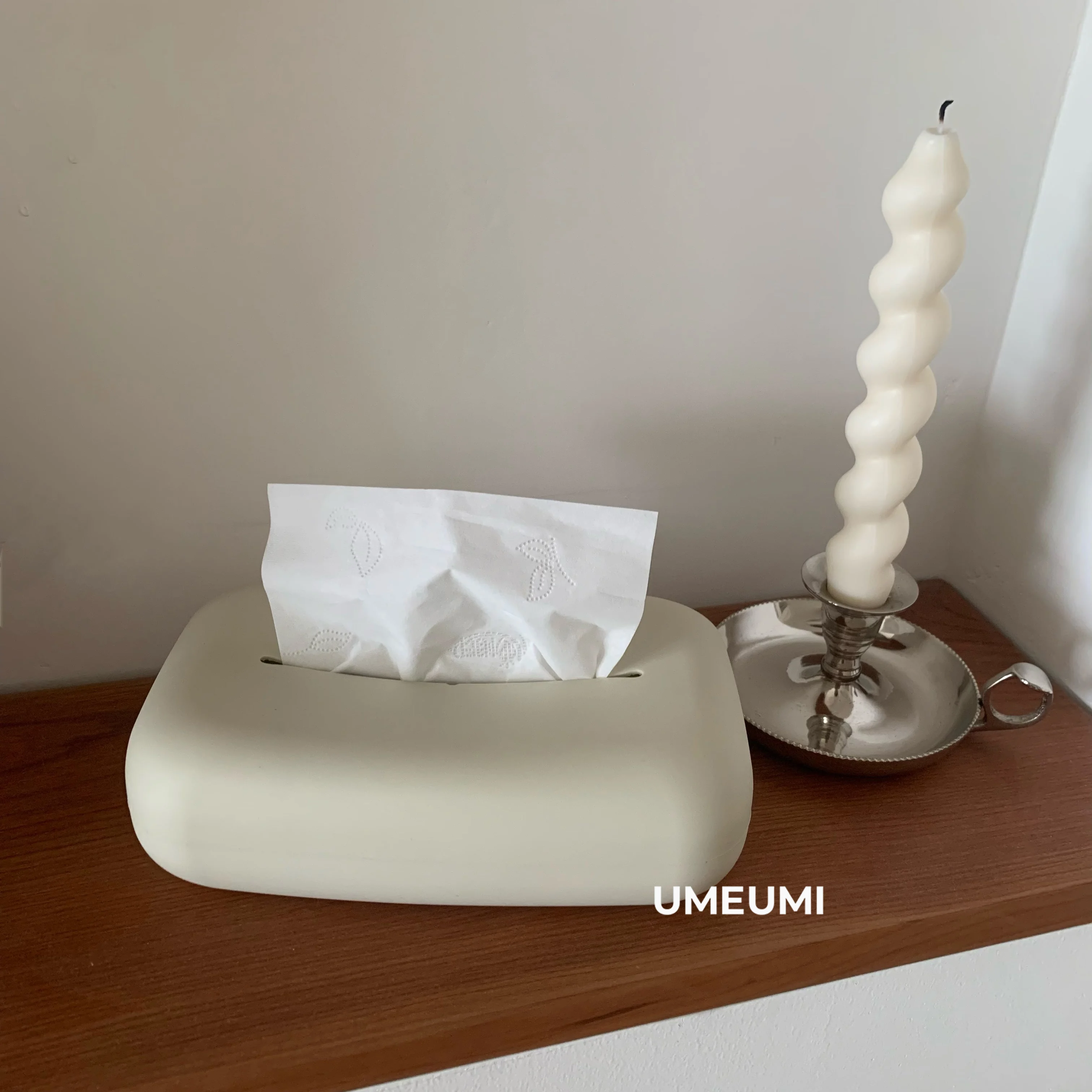 UMEUMI Beige Soft Waterproof Designer Tissue Box Cover Silicone Reusable Children Care Wipe Wet Wipe Box Holder Bathroom Kitchen