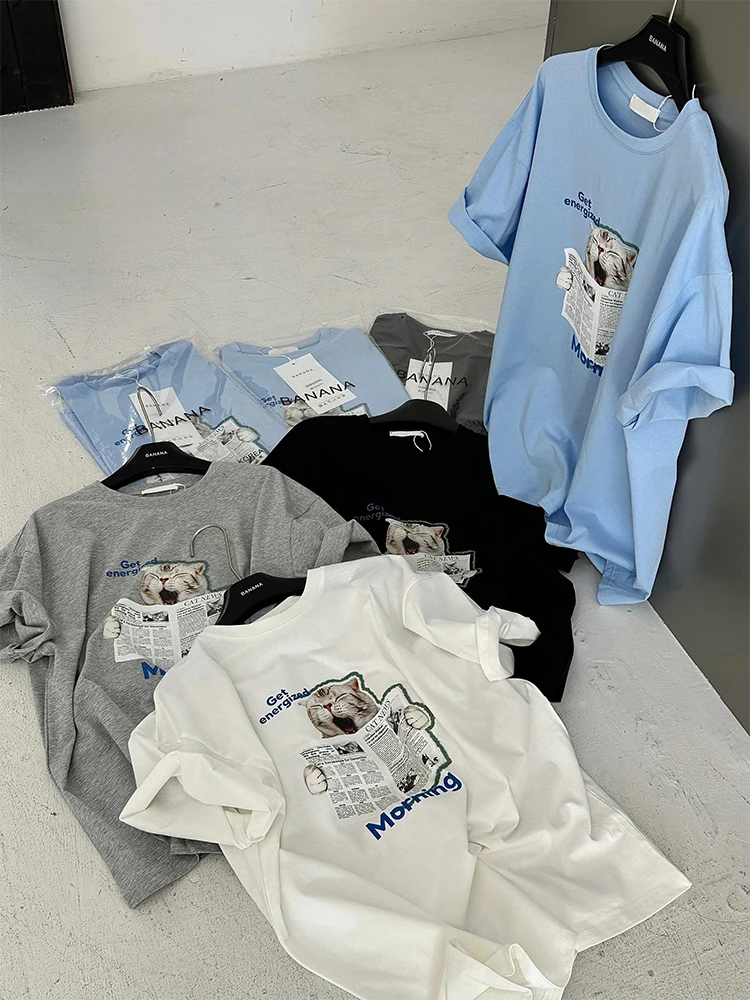 Loose American Sle  Newspaper Print Summer T-irt Women's Faion Casual round Ne ort Sve Top Dongda Gate 2025