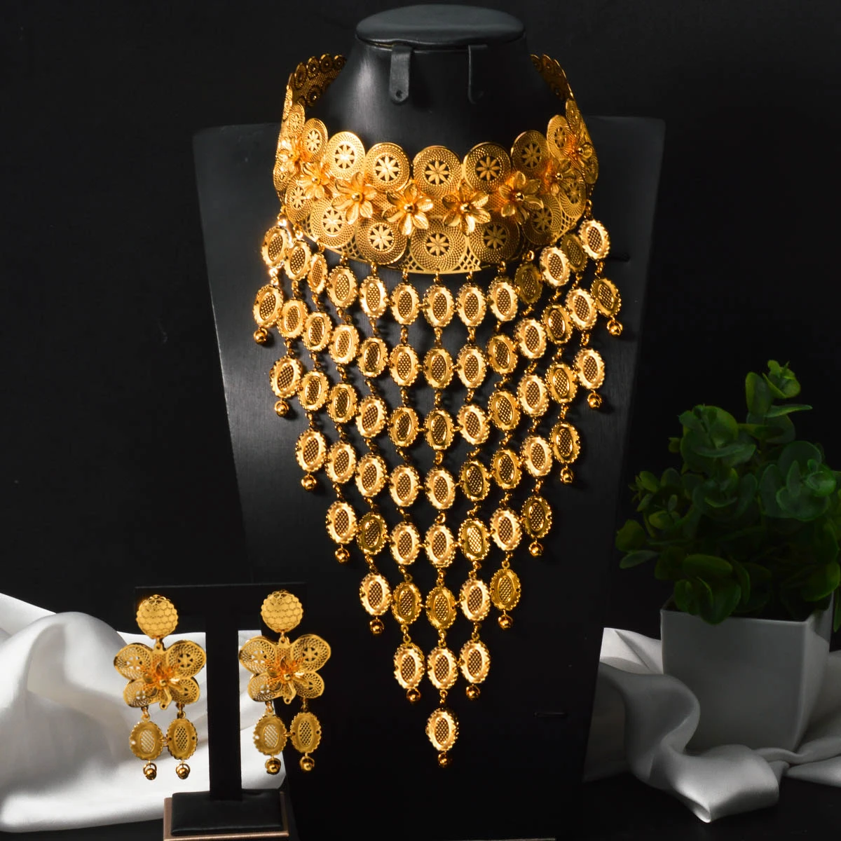 Dubai 18k Gold Plated Copper Necklac Earrings 2pcs Set Bride Wedding Jewelry Set Women Traditional Classic Accessories Gifts