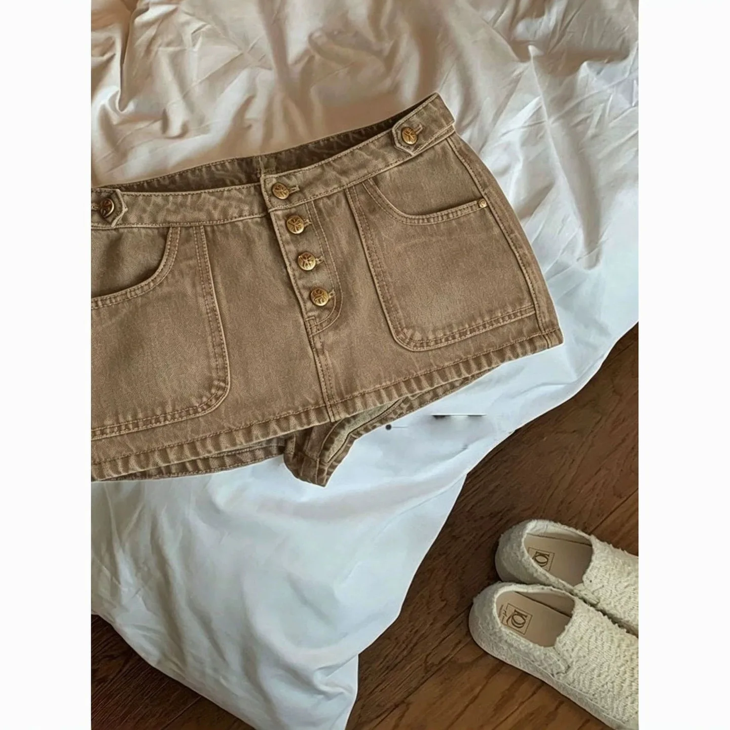2026 New Coffee Denim Short Skirt Women's High Waist Anti-light Spice Girl Button Mini Cargo Skirts