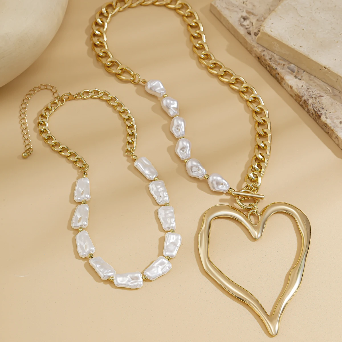 Ingemark 2Pcs/Set Exaggerated Big Love Heart Pendant Choker Nekclace for Women Wed Bridal Goth Imitation Pearl Chain Y2K Jewelry