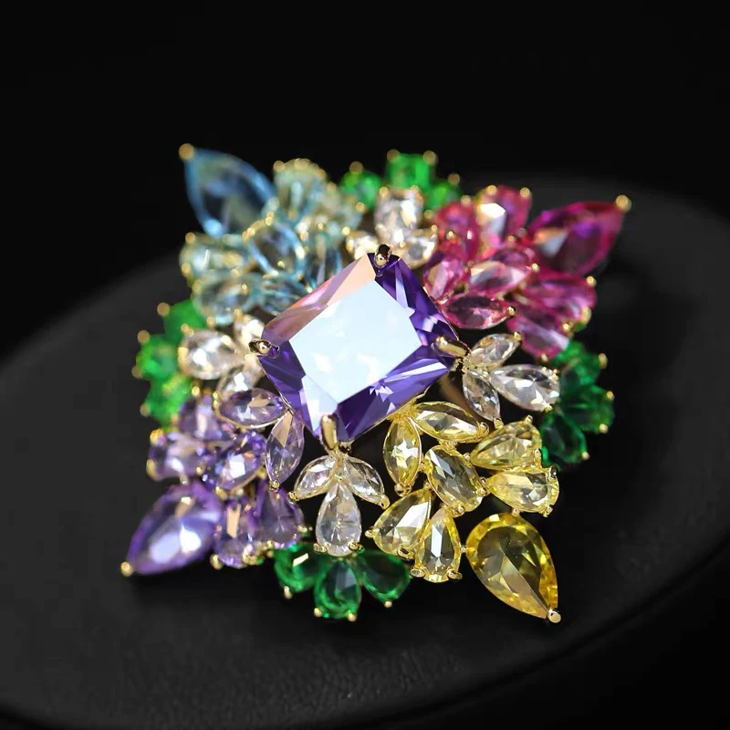 OKILY Elegance Zircon Butterfly Brooch and Pins Temperament Unique Bowknot Peacock Gingko Leaf Corsage for Woman Ornament