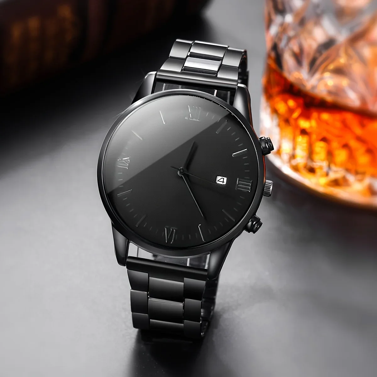 

4 шт.-Набор мужских кварцевых часов, круглый циферблат, в комплект входит ожерелье с подвеской в виде креста, браслет и кольцо, идеальный подарок (без коробки)