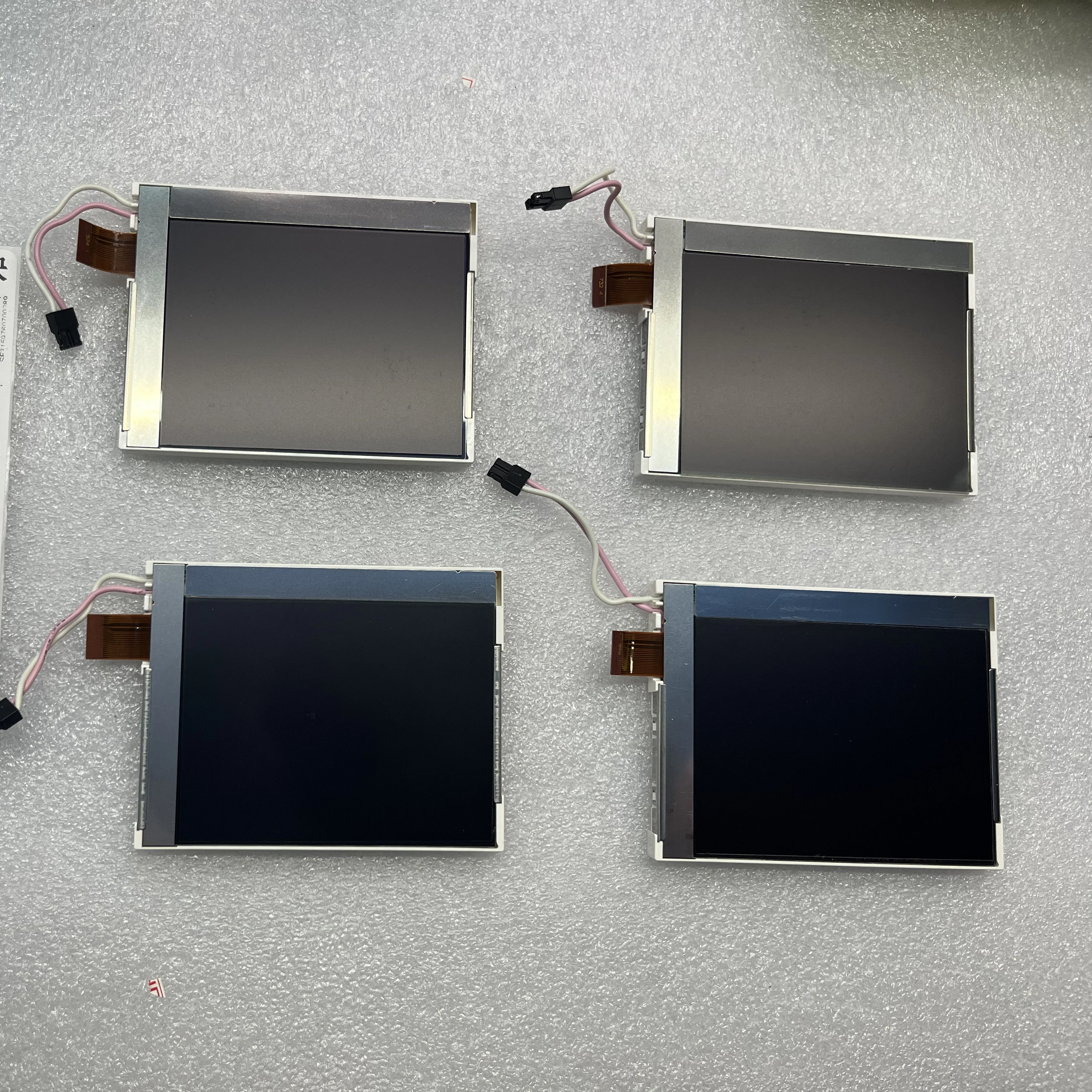 KHS038AA1BA-B77-14-08-87 LCD-displaymodules
