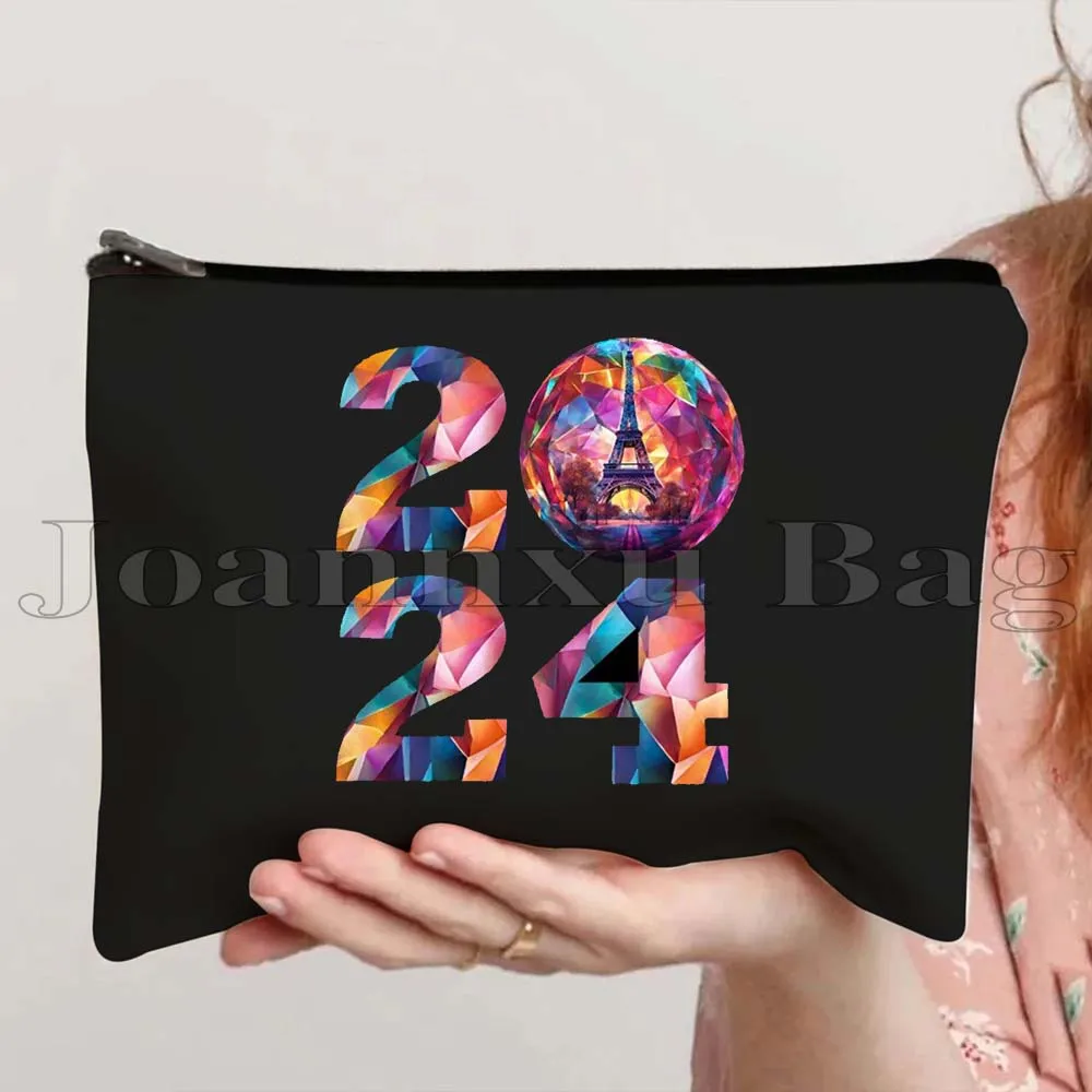 Floreale Parigi Torre Eiffel 2024 Love Heart Francia Regalo carino Tela Cosmetico Deposito Trucco Borsa da toilette Astuccio con cerniera