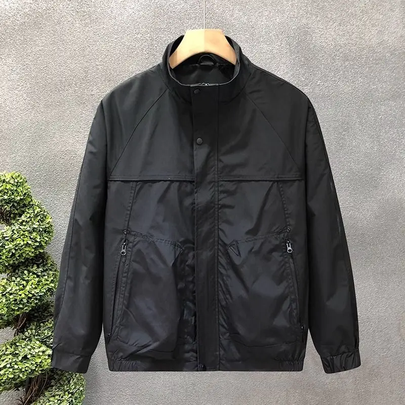 

Повседневная свободная мужская куртка 2025 года, модная универсальная простая элегантная ветровка на молнии, весенне-осеннее бейсбольное пальто, верхняя одежда