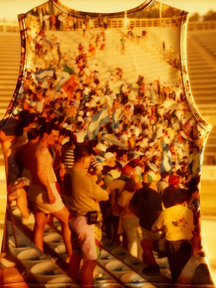 بلوزة نسائية مرقعة برقبة دائرية ومطبوعة بتصميم عتيق