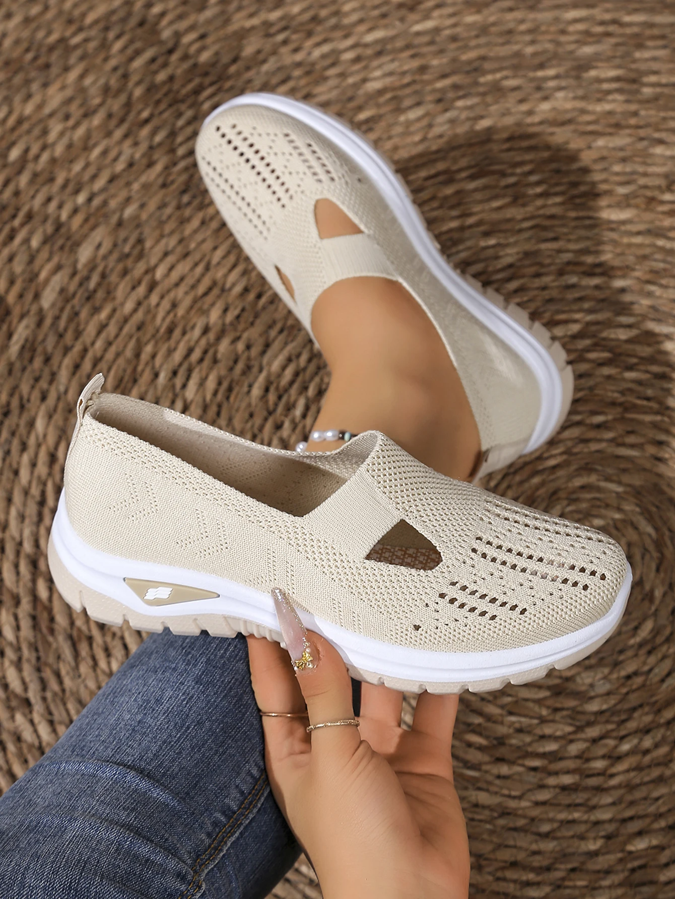 Atmungsaktive Mesh-Flachmules für Damen, leichte Slip-On-Wanderschuhe, bequem, vielseitig, für den täglichen Gebrauch, für Reisen im Freien, lässige Mutter-Schuhe – Detail 7