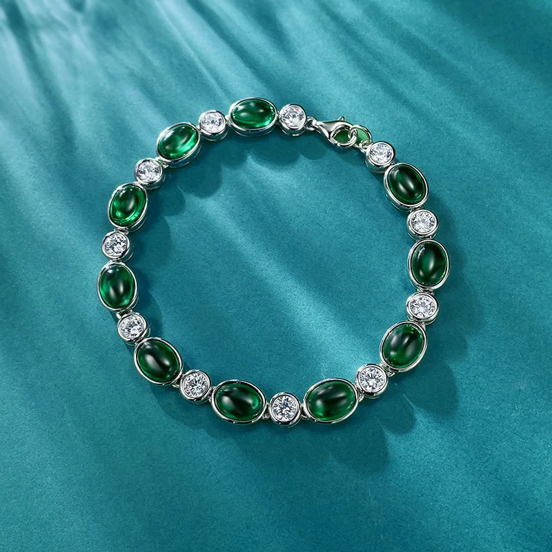 

2024 New 925 Silver Imitation Emerald 6 * 8 Jade Chalcedony Bracelet Daily Classic Live Popular, Small and Versatile, Minimalist