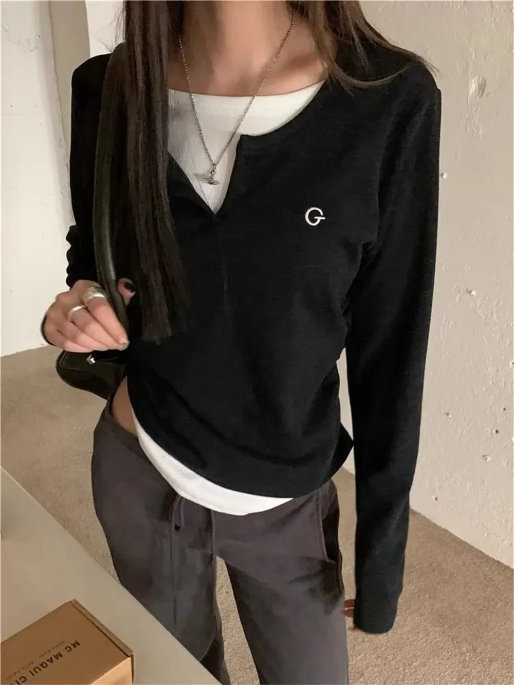 Y2k Casual Korean Fashion Style O-neck Tshirt Women Autumn Winter Long Sleeves Fake Two Items T-shirts Ladies Top Tee Clothes