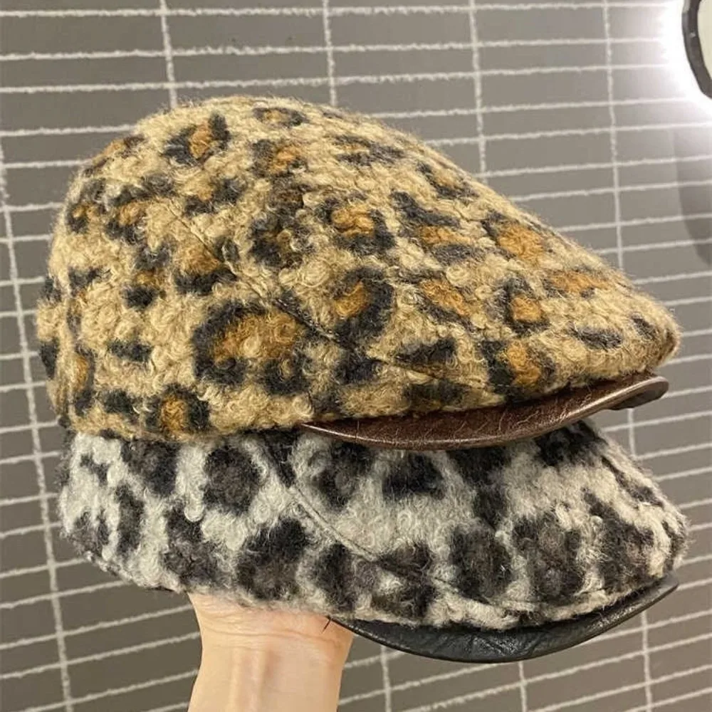 

Fashion Adjustable Lamb Wool Berets Hat Pu Leather Brim Y2k Leopard Print Berets Keep Warm Painter Women Newsboy Caps Girl