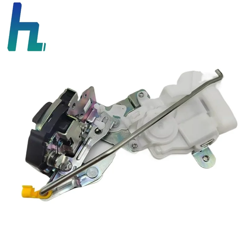 

6911035071 Car Body Parts Lock Trunk Door Lock For Toyota FJ Cruiser 2007-2014-N32R