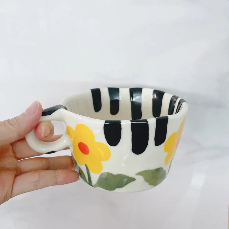 300ml 10oz Ceramic Coffee Mug with Yellow Flower Style Lovely Mug Cup Home Office Water Drinking Breakfast Cup 1 Piece