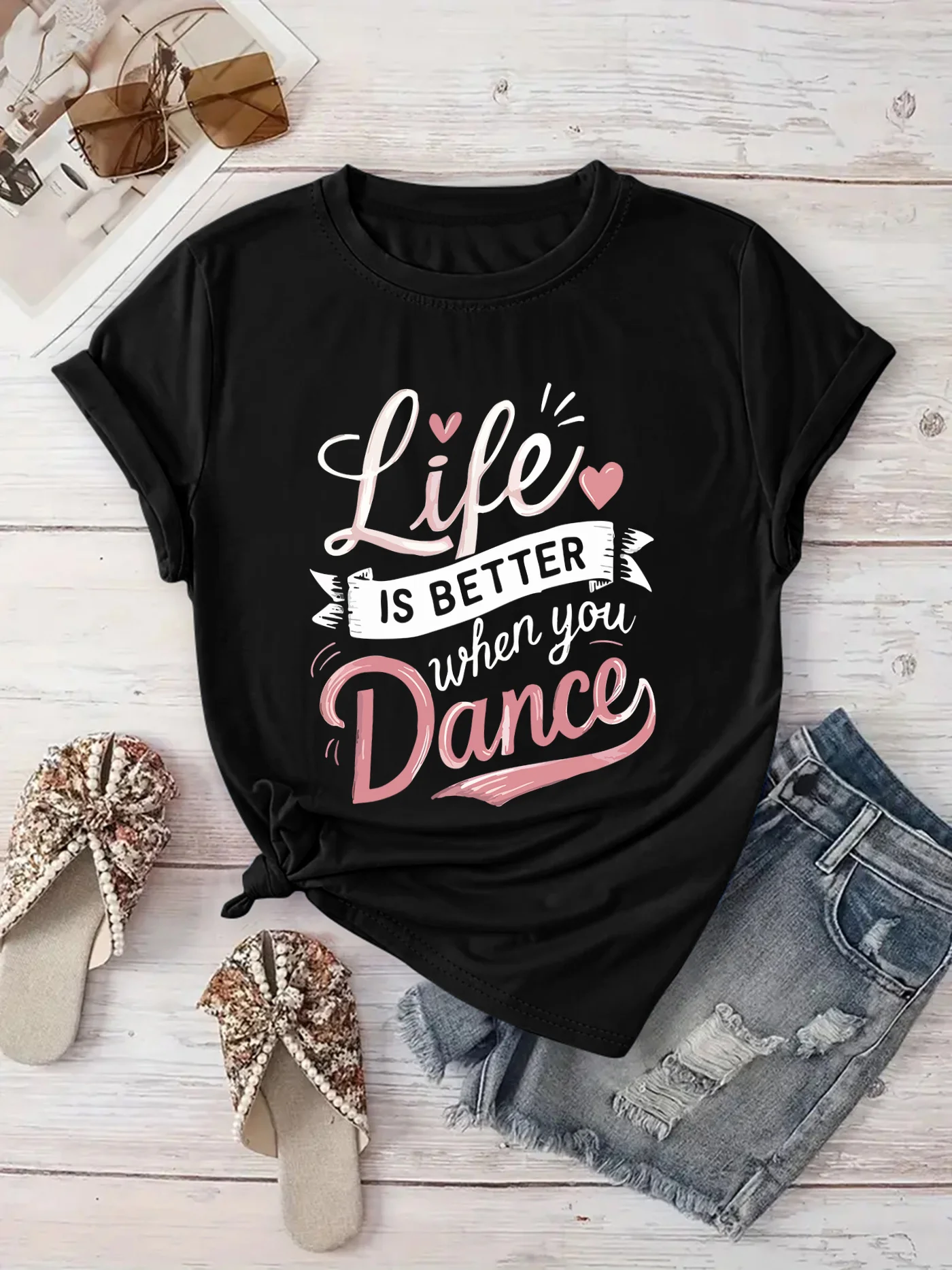 여성용 '댄싱 라이프 이즈 베터' 패턴 티셔츠 - 밝은 빨간색 캐주얼 반팔 크루넥 탑, 하트 모양 별 디자인