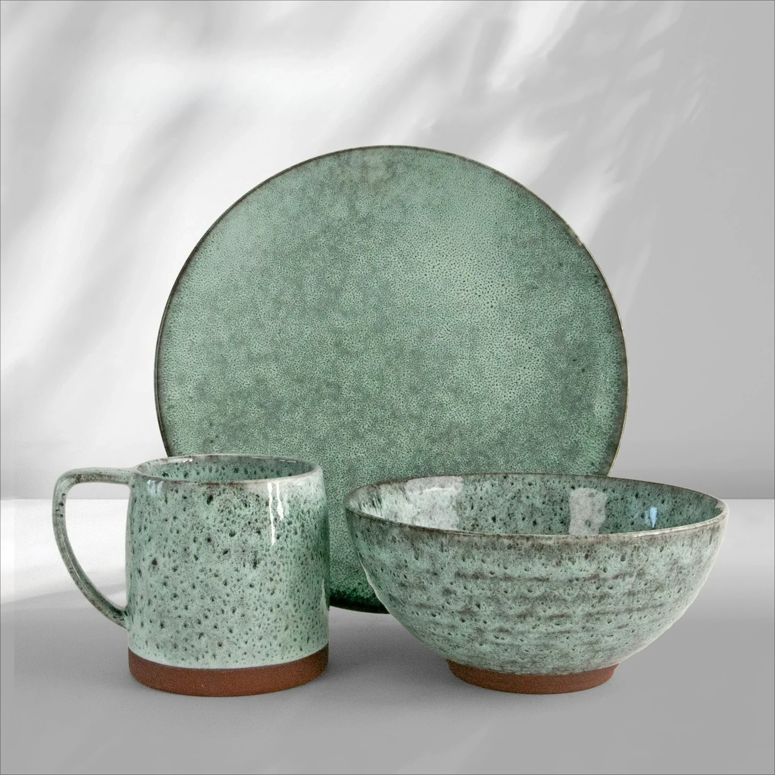 

Vintage Glaze Ceramic Dinnerware Set Creative Kiln Change Large Plates Bowls for Home Restaurant
