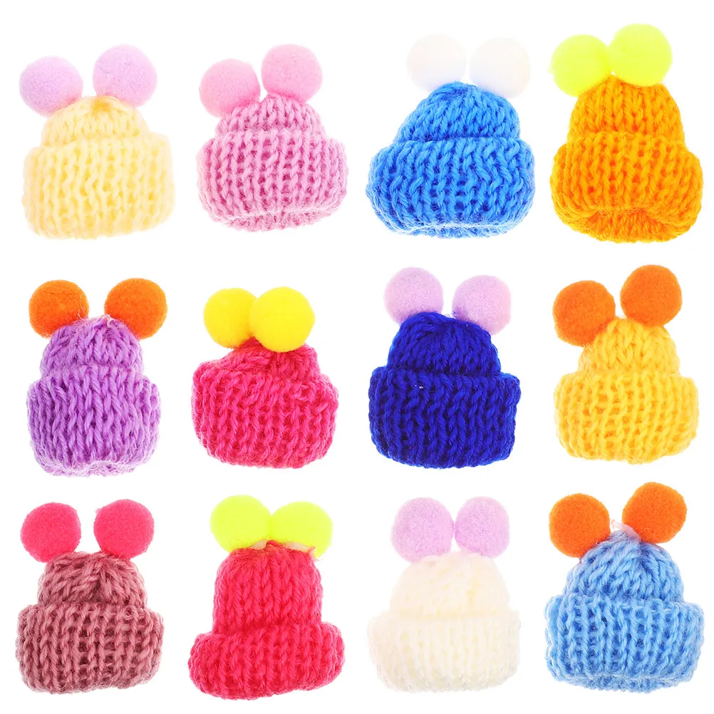 60Pcs Woolen Yarn Mini Knit Hats DIY Craft Decoration Hats Reusable Festive Ornament for Phone Case Bottle Lid Jewelry