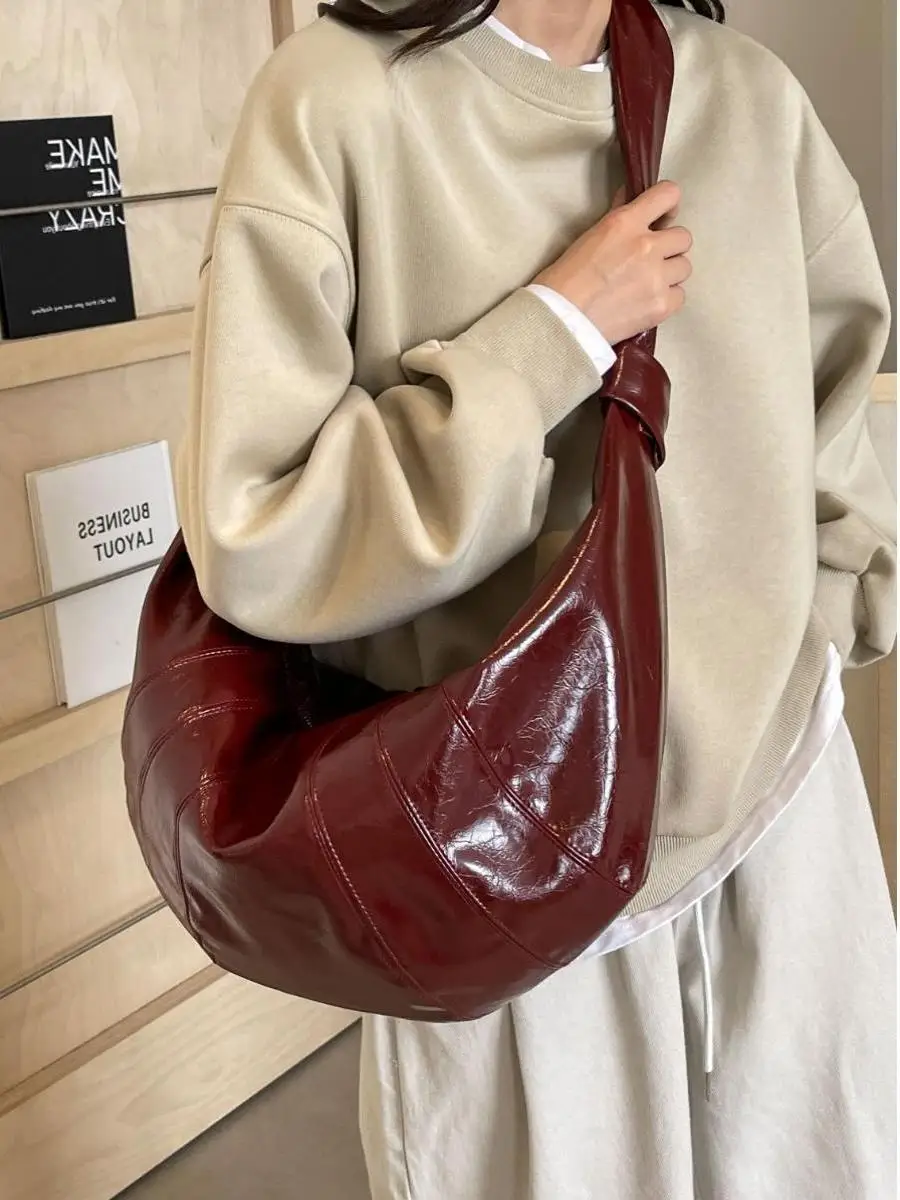 

Hong Kong Dumpling ape Casual Commuter Large Capaci Women's oulder Crossbody Bag Office Bag Simple Design Cow Horn Bag