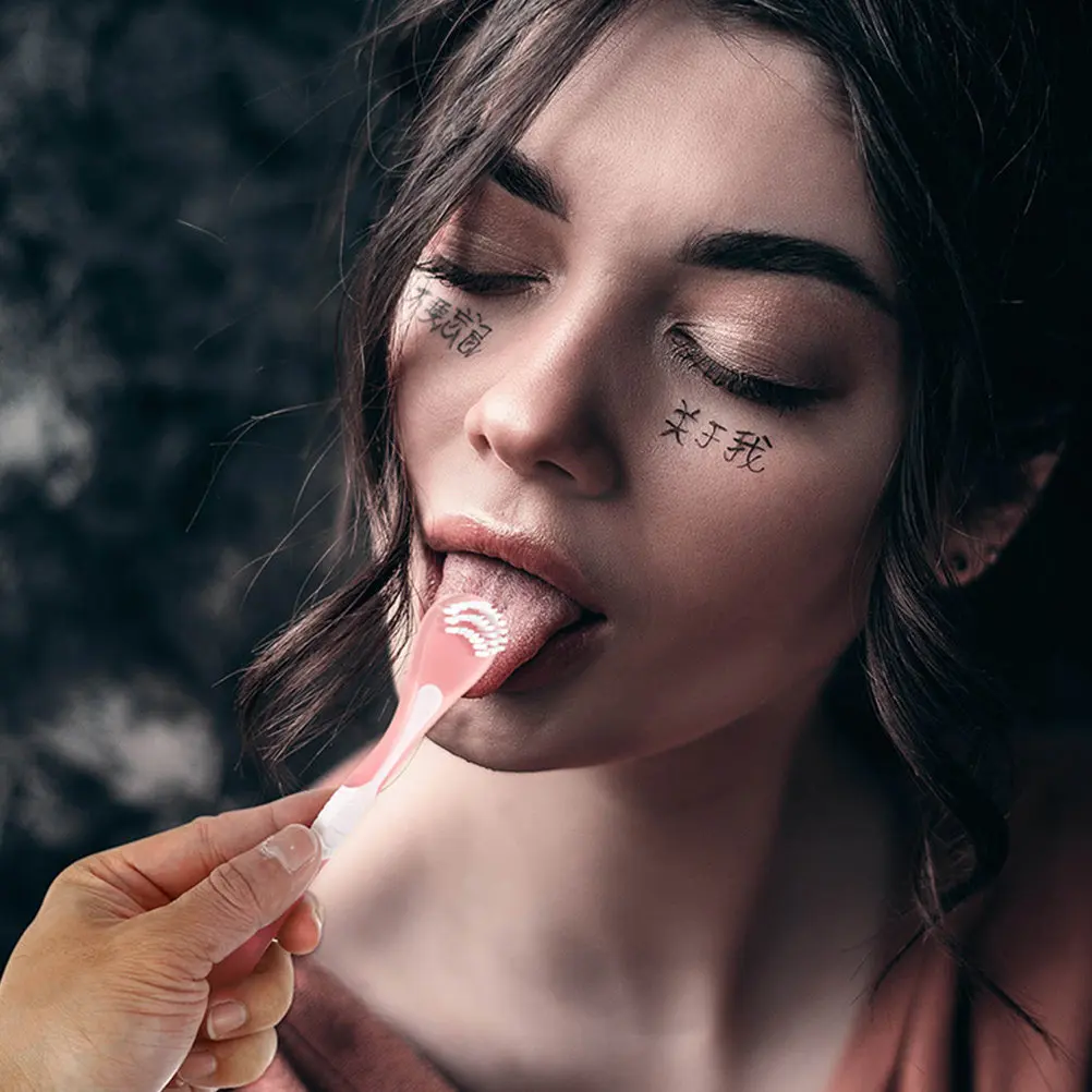 

Набор из 3 скребков для языка из высококачественной нержавеющей стали для взрослых и детей, эргономичный дизайн, сверхширокая гладкая головка, для устранения неприятного запаха изо рта