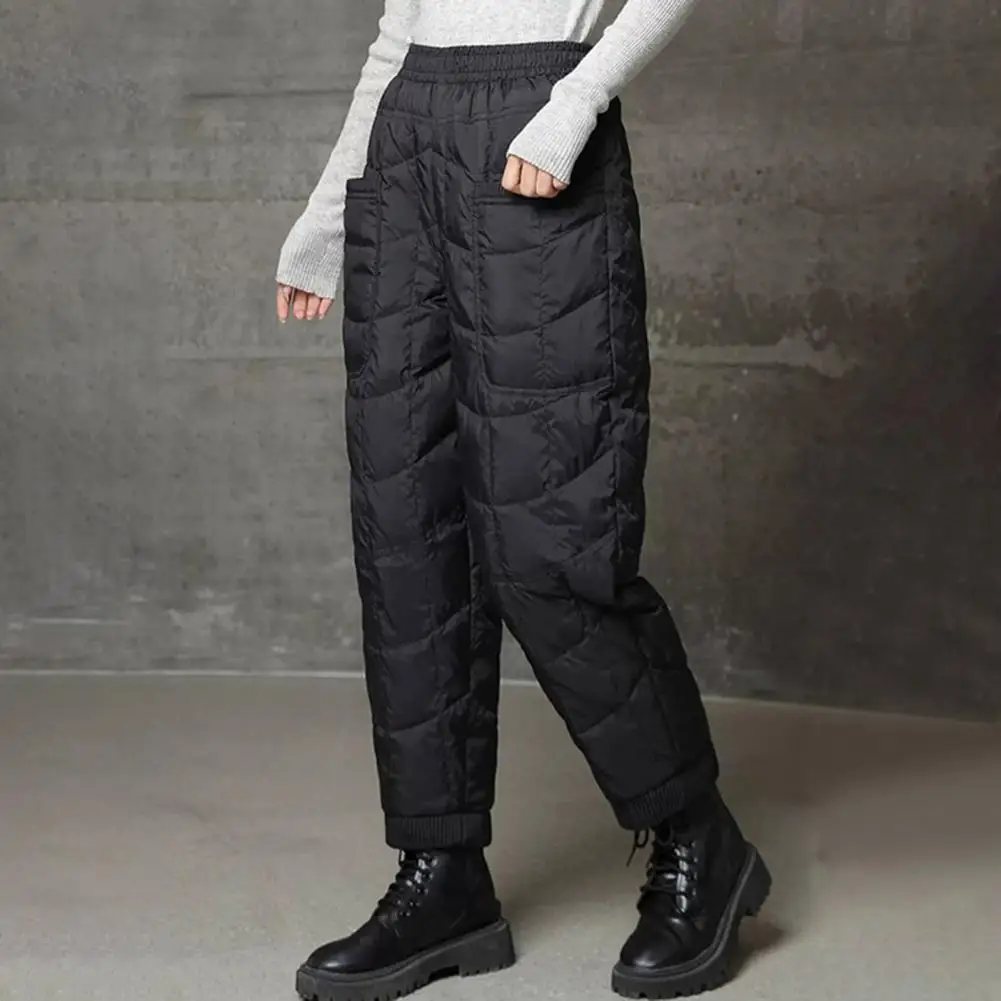 النساء سراويلي حريمي 2025 النساء الشتاء أسفل سراويل قطنية سميكة الحرارية مبطن سراويل قطنية منتصف العمر المسنين بناطيل تدفئة