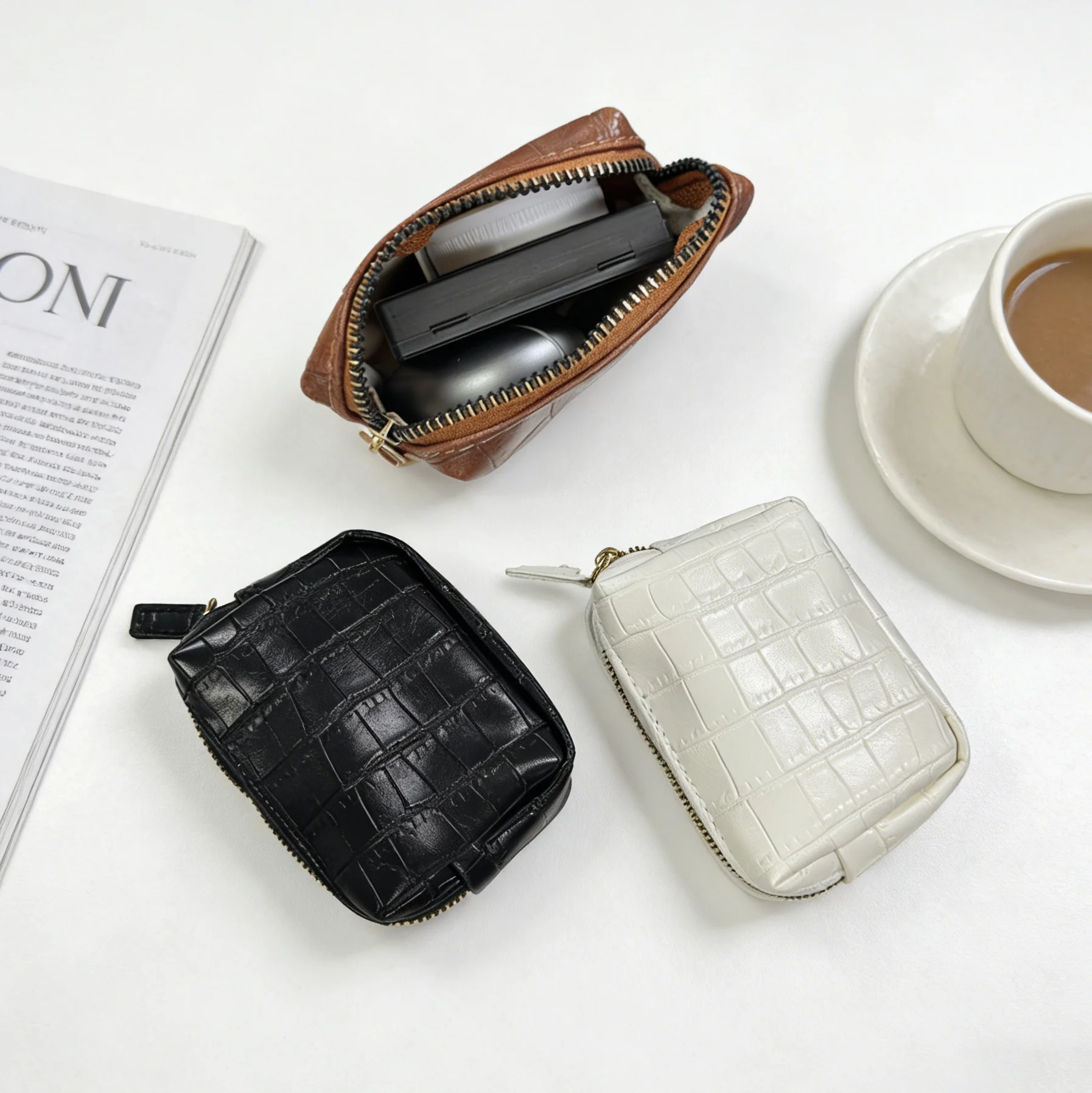 BUYLEMO Crocodile Pattern PU Leather Mini Storage Pouch, Portable Zipper Lipstick & Earbud Coin Purse