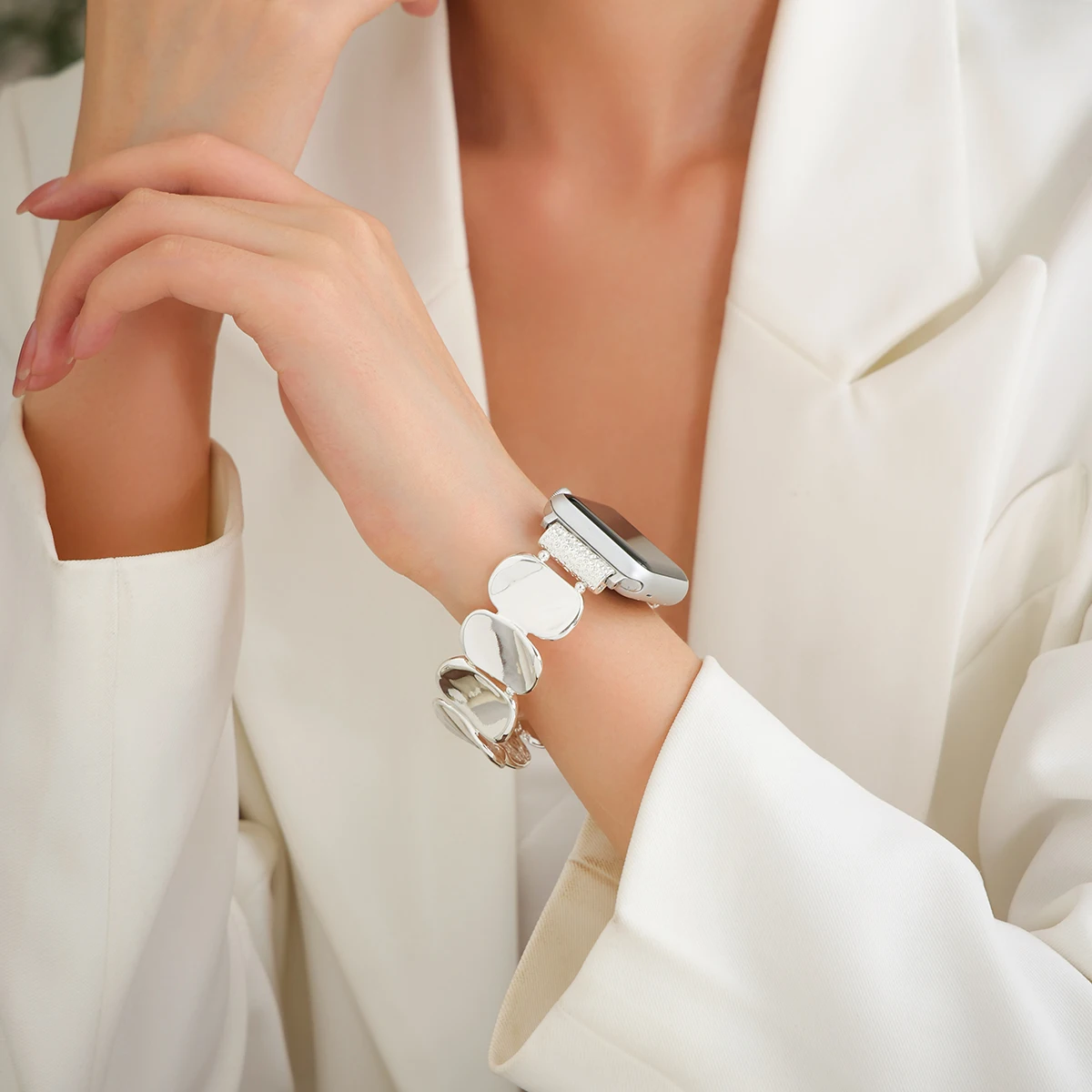 Correa de Metal para Apple Watch, pulsera Simple de lentejuelas, cadena para Iwatch98765SE Ultra40 41 44 45mm, muñeca de superficie elástica para mujer