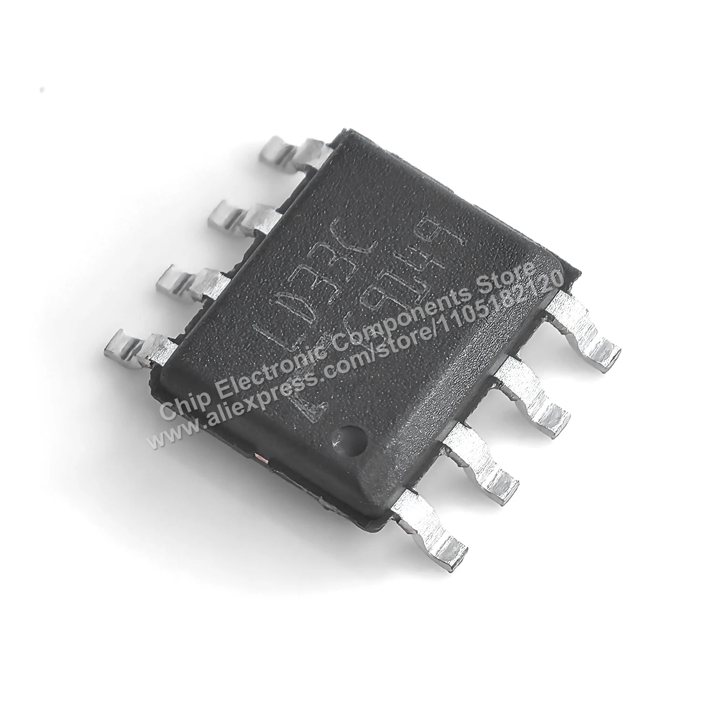 

（5 PCS）Original IC LD1117D33CTR LD33C Marking Low-Dropout Voltage Regulator Chip SOP-8 Package