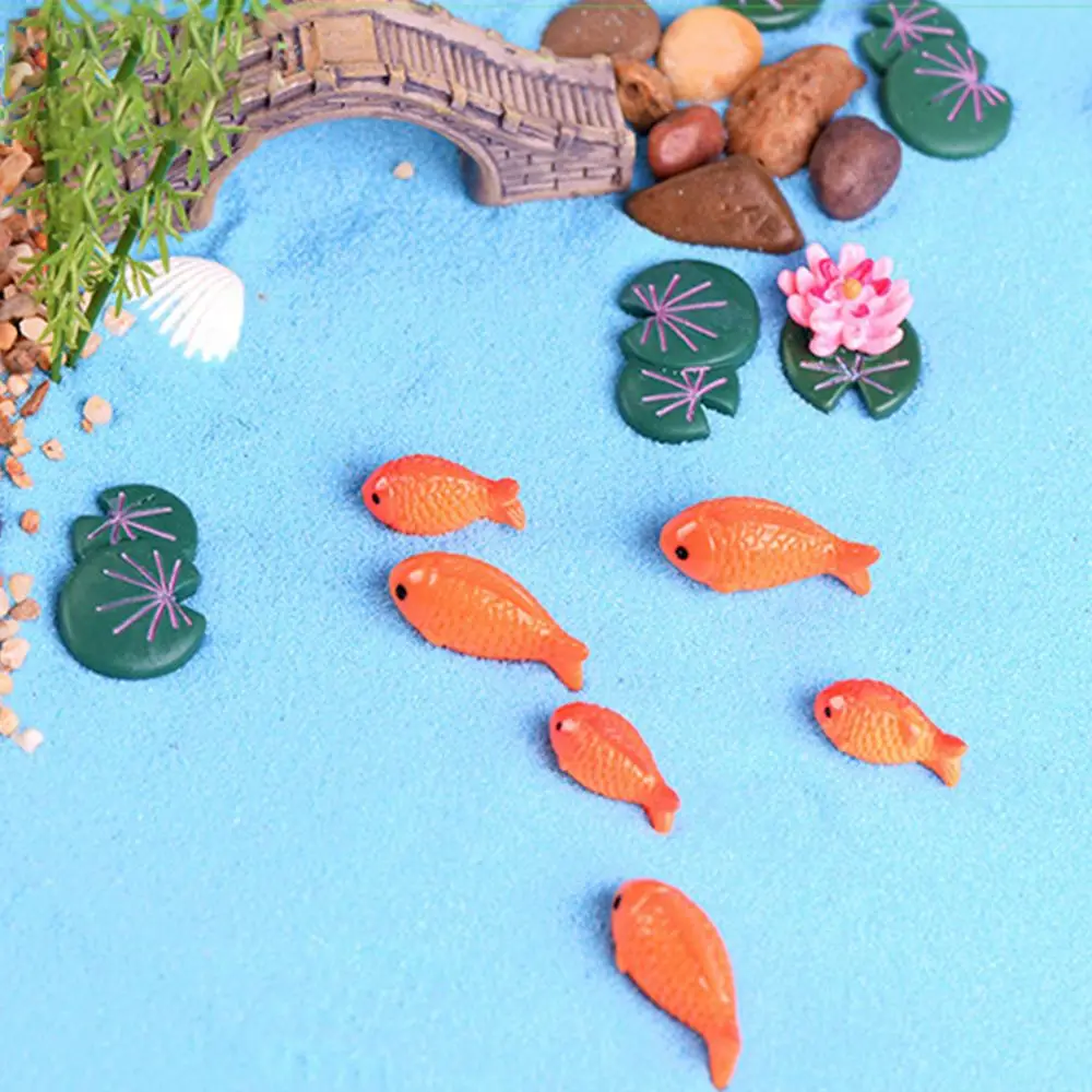 

Ornament Red Fish Micro Landscape Lotus Flower,Leaf Fish Tank Decor Goldfish Figurine Resin Crafts Pond Scene Miniature