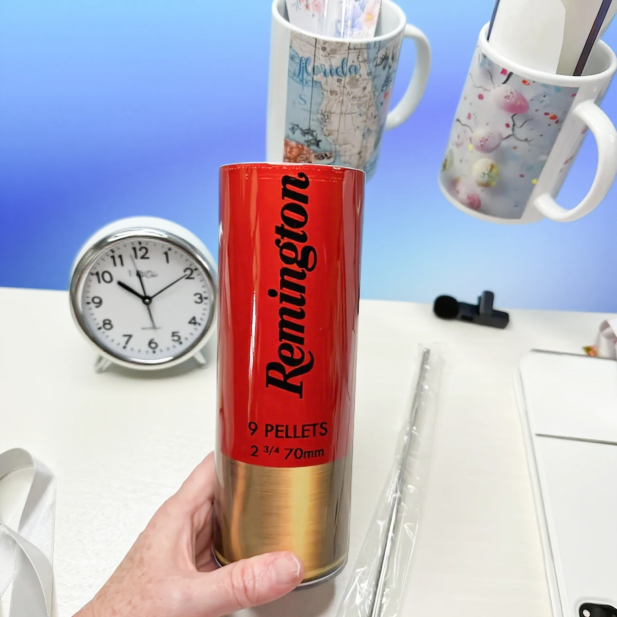 

Изолированный стакан Remington на 20 унций с крышкой и соломинкой из нержавеющей стали, сохраняет напитки горячего/холодного, прочная дорожная кружка