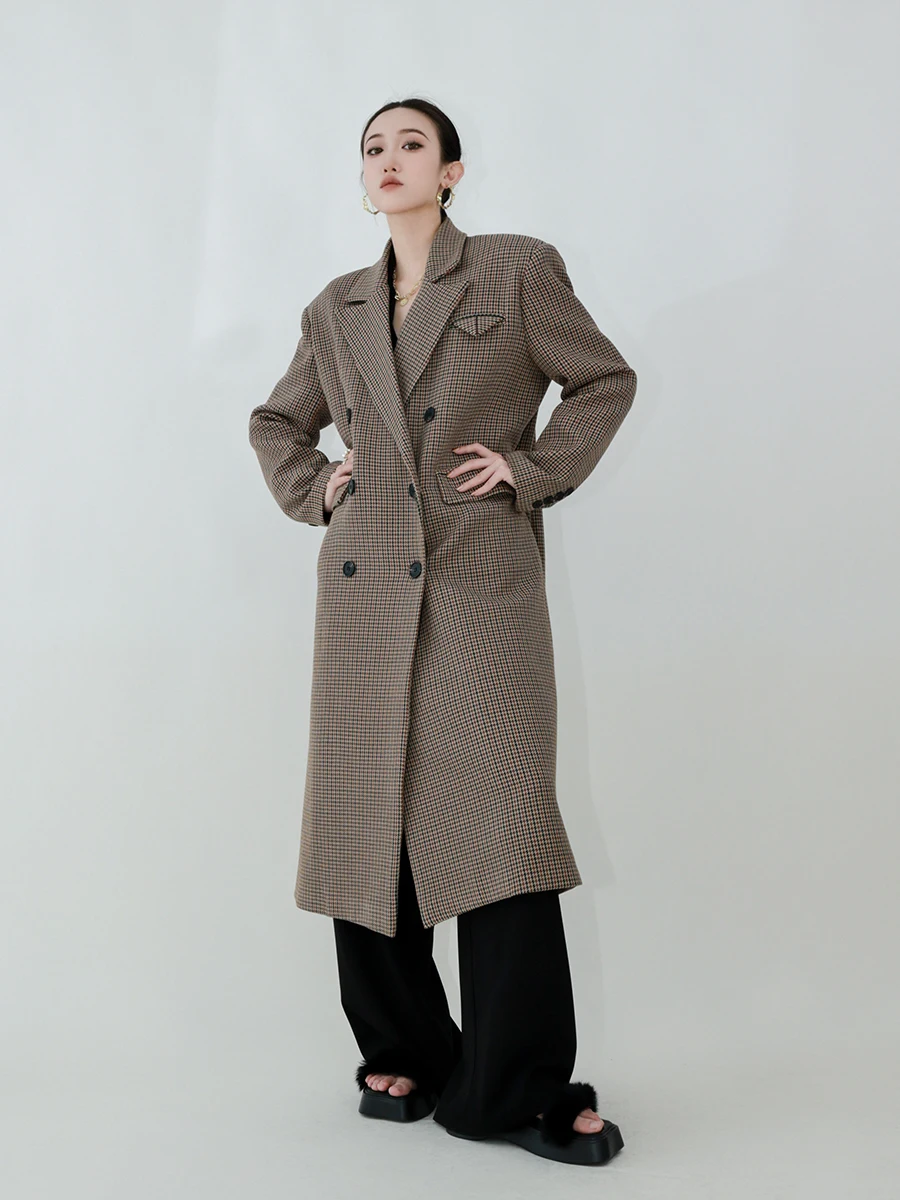 

Heavyweight Retro Plaid Long Women's Suit Jaet Loose Fit Design Thiened Western Sle Coat Commute Faion Spring Season