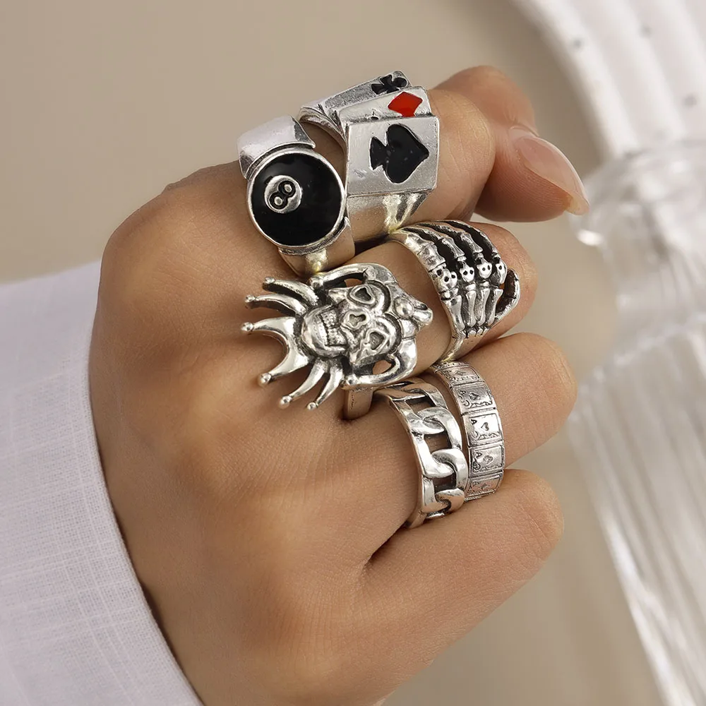 

Aihua Punk Demon Claw Clown Poker Black No 8 Billiard Rings Set for Women Men Vintage Gothic Finger Ring Party Jewelry Gifts