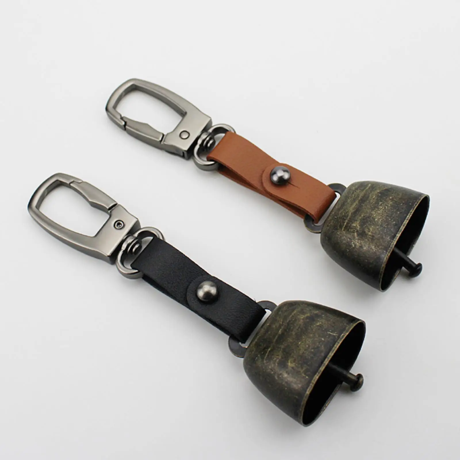 

Колокольчик с медведем, металл, подвесной на талии, шумогенератор, орнамент, предупреждающий колокольчик для рыбалки на открытом воздухе, кемпинга, альпинизма, походов, аксессуары