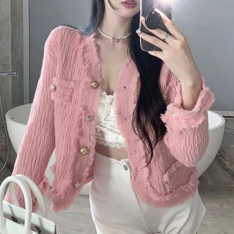 سترة جديدة للخريف والشتاء معطرة صغيرة مهدب للنساء كسول على شكل حرف v محبوكة بلون سادة سترة علوية ضيقة