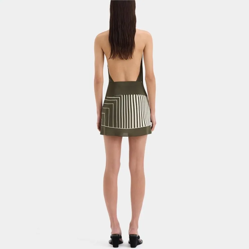 패션 비치 휴가 미니 드레스 섹시 백리스 홀터 슬리브리스 숏 드레스 시크 스트라이프 패치워크 벨트 여름 드레스 2025 신상