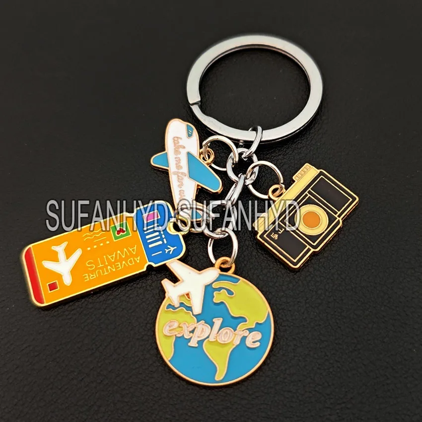 New Fashion Trip Keychain Enamel Airplane Earth Keychain Trend Pendant DIY Handmade Keychain for Men and Women.