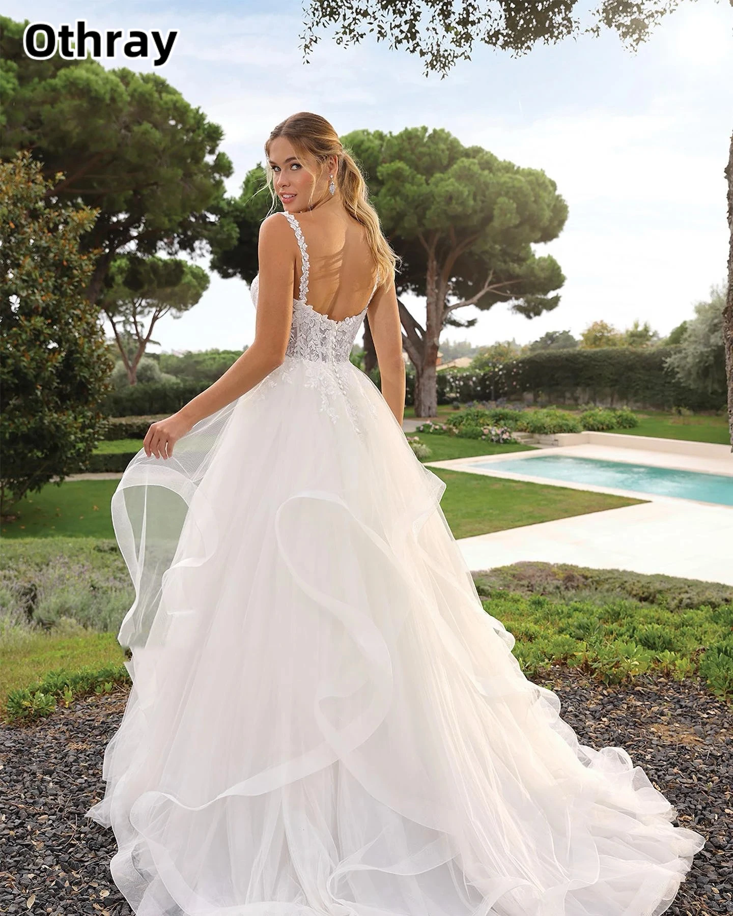 Unique Spaghetti Straps Lace Applique Ruffled Organza Sleeveless Beach A Line Wedding Dresses Custom Made Rode De Morrie