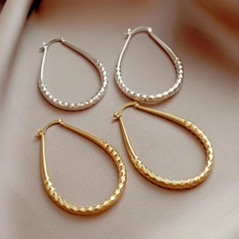 

Huajie Grave Geometry Oval Earrings for Women Light Luxury U-shaped Ear Banquet Fashion Jewelry