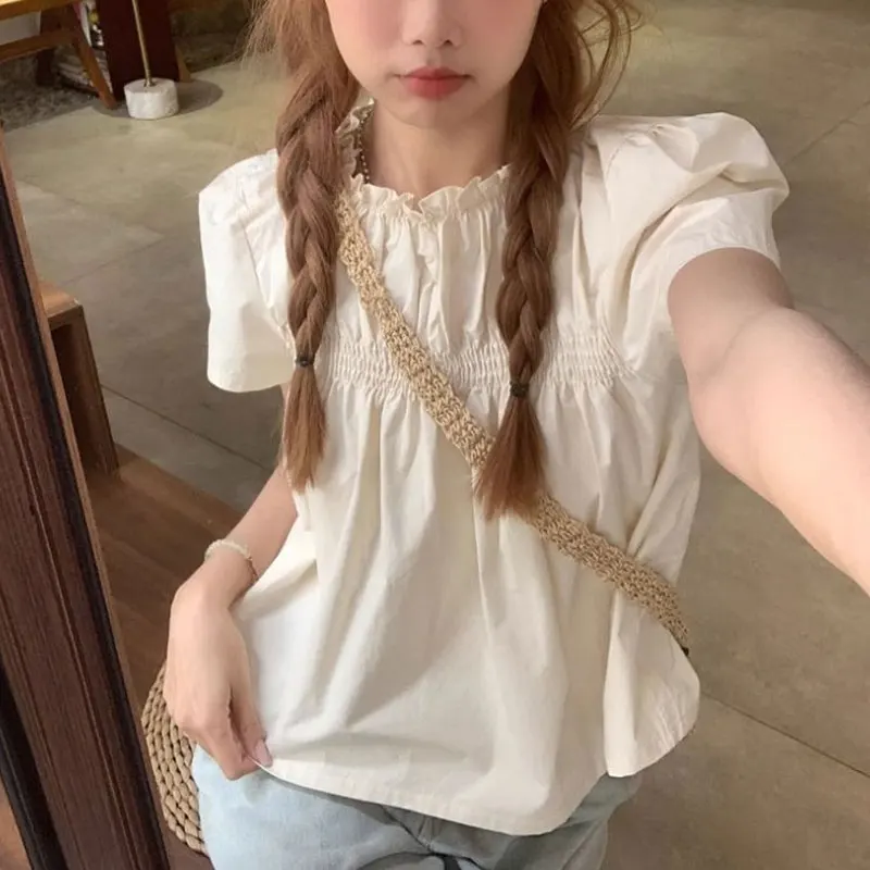 シャーリング無地シャツ女性服甘い半袖夏フレンチスタイルカジュアルひだルーズ O ネックブラウス新