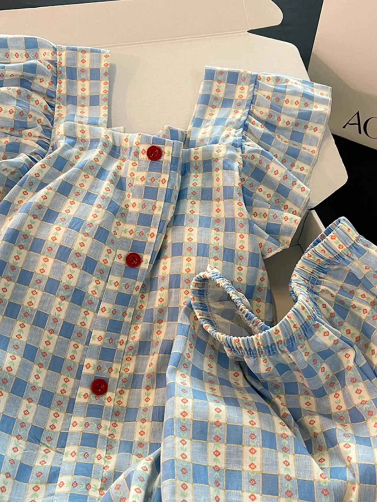 DAIMELU Blue plaid pajamas, girls' summer pure cotton with chest pads, small flying sleeves shorts sleepwear new loungewear