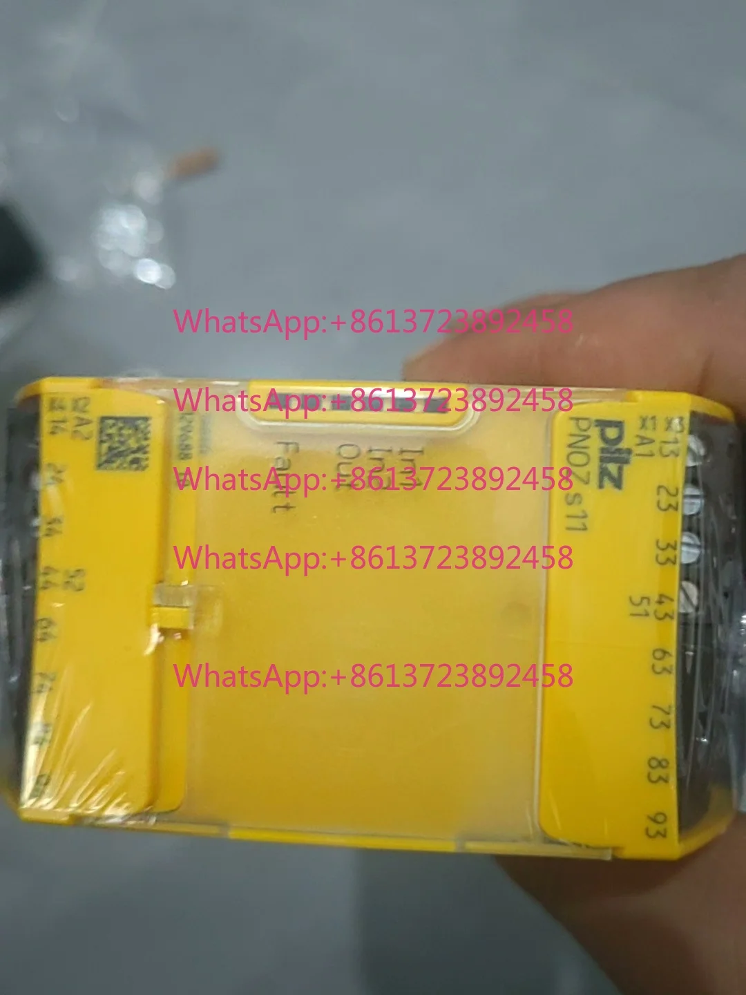 PILZ Pilz safety relay PNOZ S11, model 750111,