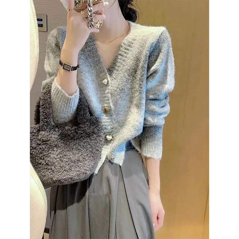 Women Autumn Fashion Loose Trend Love Buttons Gradient Color V-neck 3/4 sleeve Knitwear Ladies Casual All-match Knitting Coat