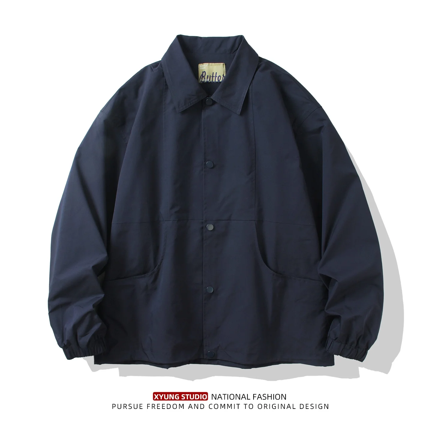 

Мужская свободная повседневная куртка в ретро-японском стиле с отложным воротником, однотонная, простая, для весны и осени, верхняя одежда для работы