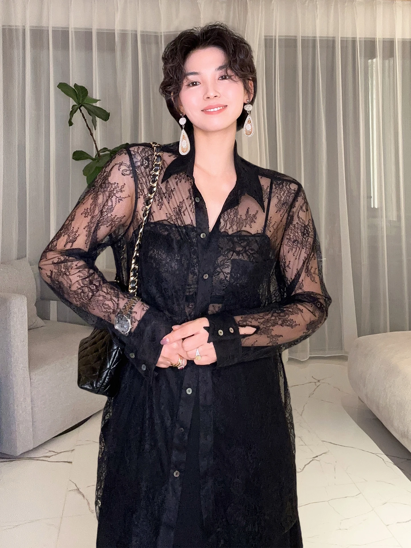 

Женская элегантная блузка Daily Romance26 с длинным рукавом, кружевными вставками и карманами, полупрозрачная, с воротником, из шелковой ткани, в сексуальном стиле