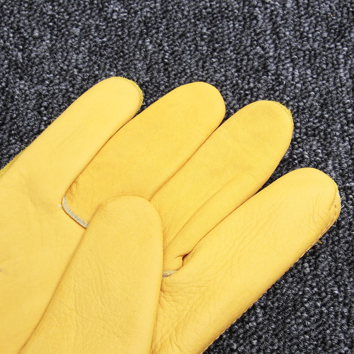 

Cow Protective Gloves Durable Yellow Garden Work Electrowelding Cattle Long Term Easy Clean Reusable Gardening Handling