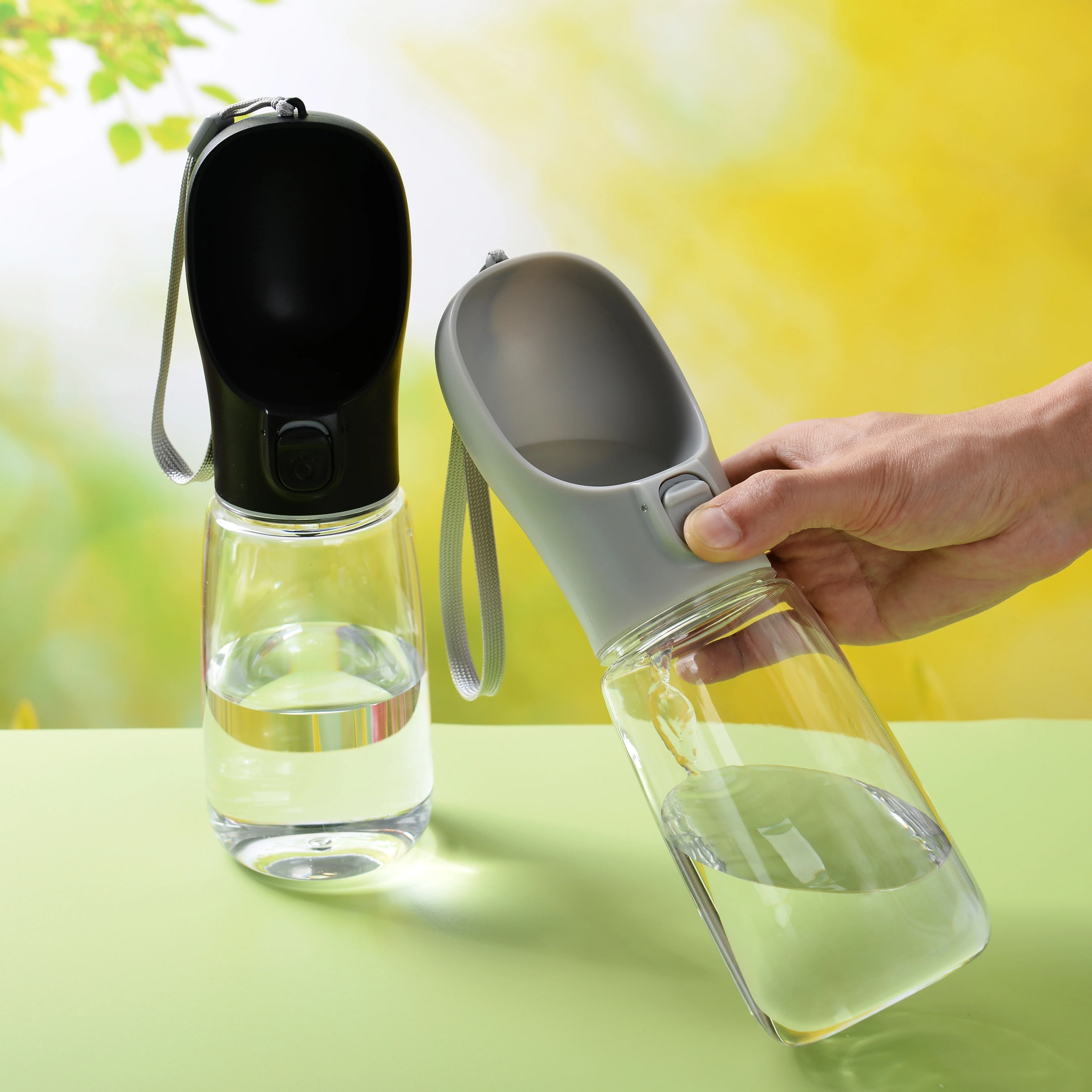 Botella de Agua Portátil para Mascotas, a Prueba de Fugas, de Gran Capacidad, Bebedero de Viaje para Perros, Gatos, Cachorros y Otros Mascotas, Accesorios para Pugs
