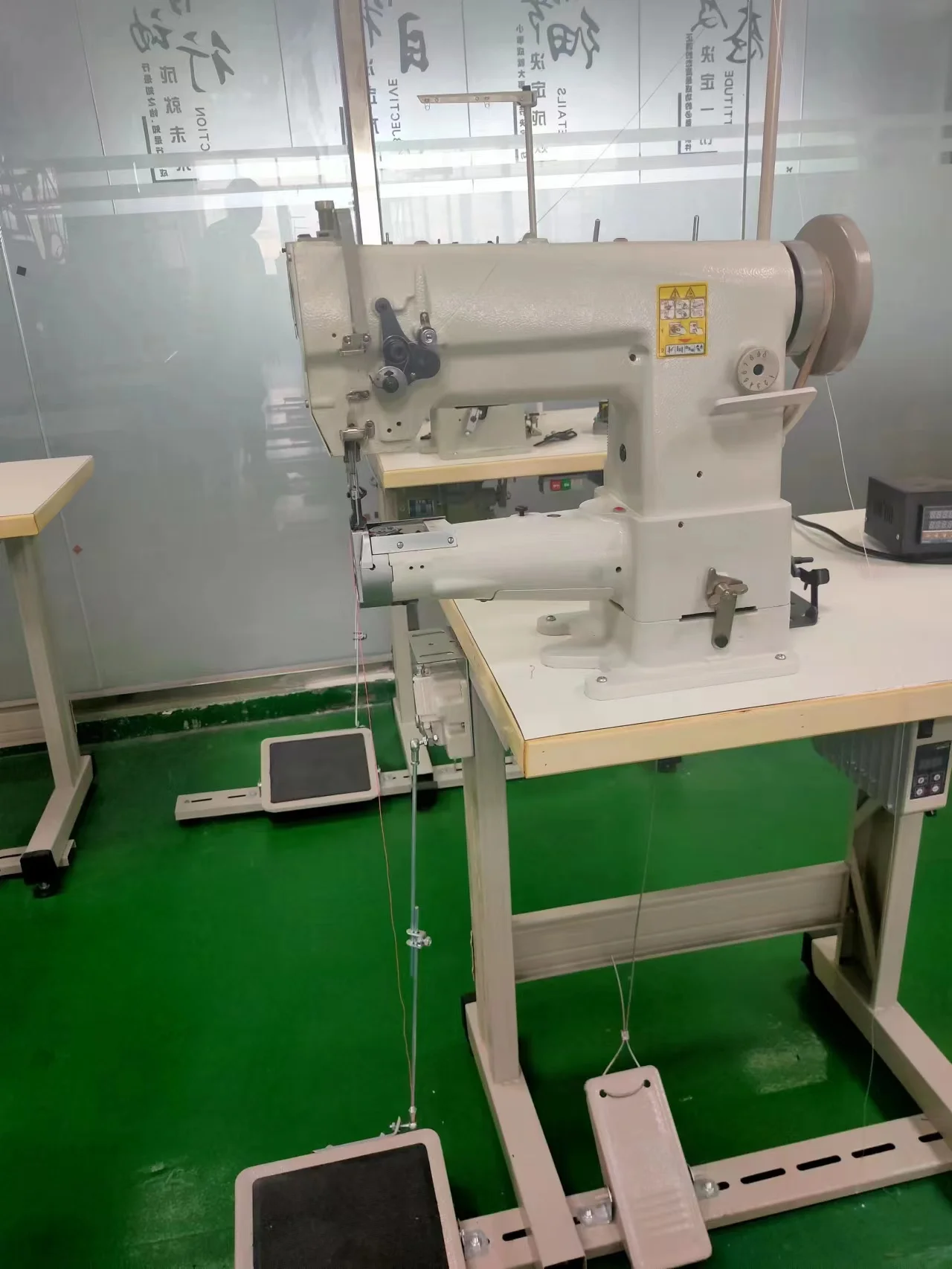 QK-341 Ordinary Cylinder Bed Combined Unison Feed Walking Foot Lockstitch Sewing Machine Price