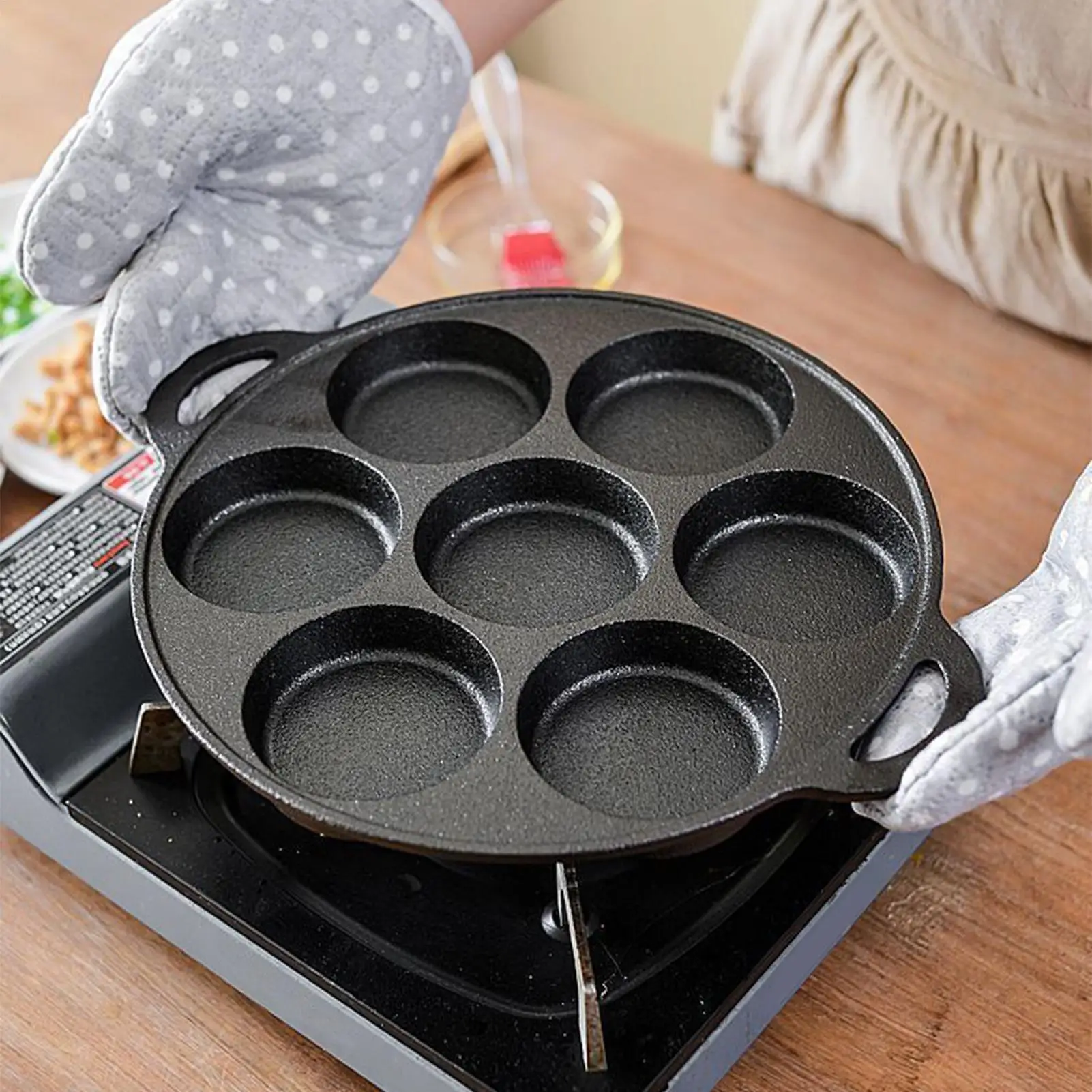 Nonstick Flat Cast Iron Pan Flat Pancake Frying Pan for Egg Tool Cooking Tool for BBQ Breakfast Camping Crepe Steak Pizza