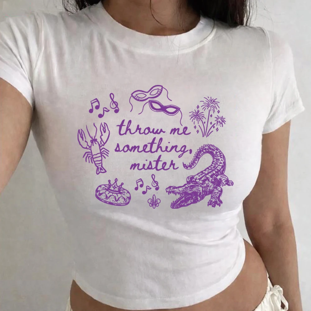 Coquette Mardi Gras Crop Top Women Throw Me Mardi Gras Shirt New Orleans Louisiana NOLA Carnival Party Crop Top Mardi Gras Gift